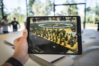 Article: Augmented reality - elementary